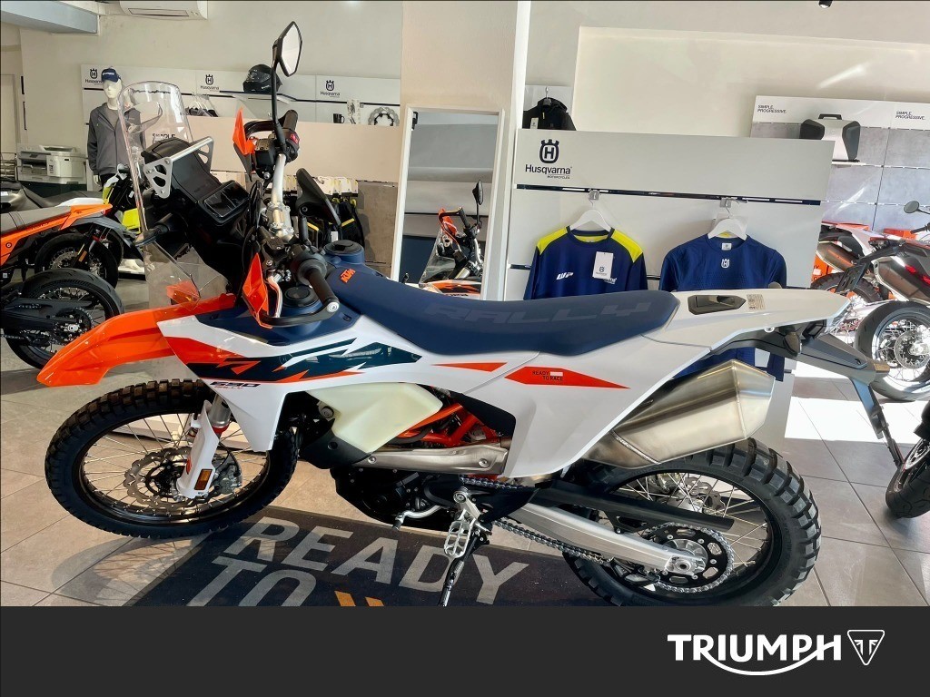 KTM 690 Rally 
