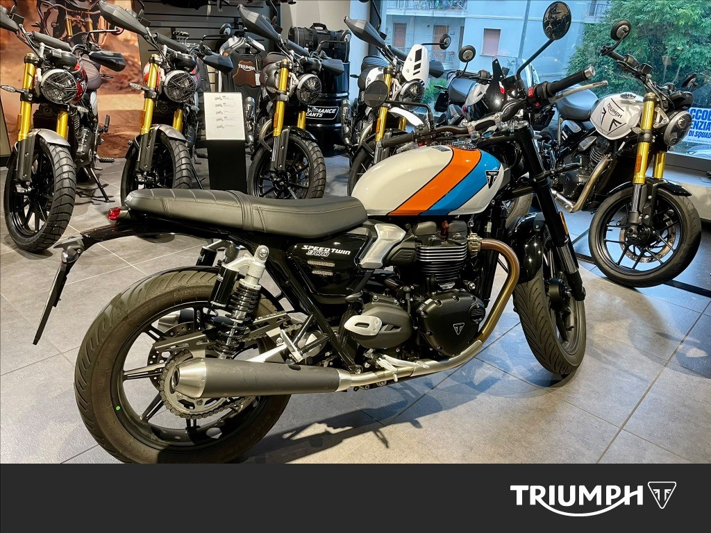 TRIUMPH Speed Twin 900 Pure White/Blue/Orange Abs
